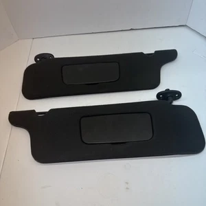 94-04 FORD MUSTANG LEFT & RIGHT SET PAIR SUNVISORS SUN VISORS *HARDTOP ONLY* - Picture 1 of 9