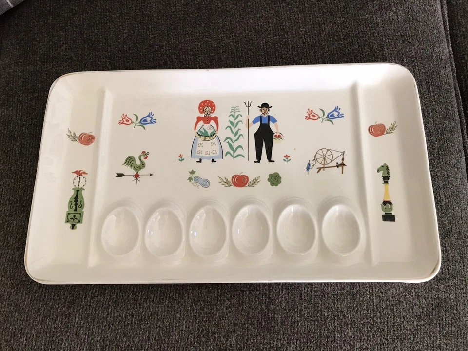 Bandeja de huevos dividida vintage de arte popular Pennsylvania holandesa Amish 15,5x13 Foto 1 de 4