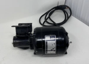 Bodine Electric Company Gear Motor Type NSI-33R 115 volt .9/.75 amp 1/30 HP - Picture 1 of 5