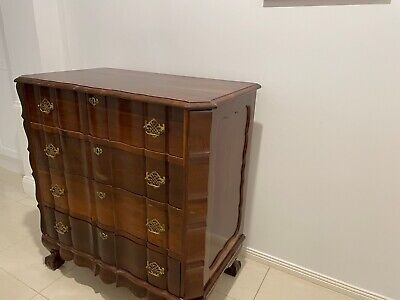 18th Century Dutch Organ Curved Chest Of Drawers • 3,450$