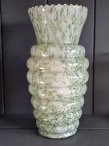 Art Deco Beehive Glass Vase Green & White Speckle Vintage Handblown - Picture 1 of 14