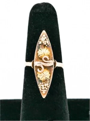 10k Solid Gold Tri-Color Grapes/Leaves Ring, Sz 5.25 Antique - Image 1 of 3
