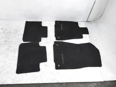 Juego de 4 alfombrillas interiores Lexus Is350 2015 Pt206-53150-20 *F-Sport Foto 1 de 4