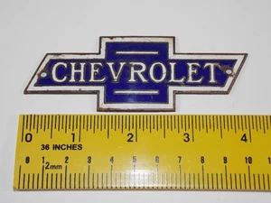 Raro 1915-1928 Original Segundo Coche Chevrolet Radiador Emblema Insignia Pajarita Logo - Imagen 1 de 4