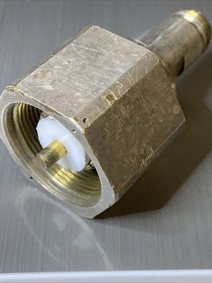 Amphenol 57125 LC TYPE-MALE TO TYPE-N COAXIAL CONVERTER FEMALE ADAPTER - Image 1 of 4