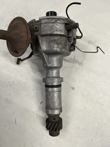 Rover V8 early Points Distributor Lucas - Picture 1 of 4