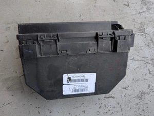 15 - 20 Dodge Caravan Totally Integrated Power Module Tipm Oem 68239606AA - Picture 1 of 3