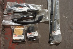 KIT CATENE CAMME YAMAHA VMX1200 V-MAX XVZ1200 E GUIDE REGOLAZIONE 9Y580-81117 - Foto 1 di 6