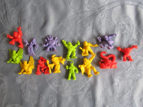 Monster in my pocket vintage Figures 1990 Lot of 14 Great Beast Mad Scientist Cover