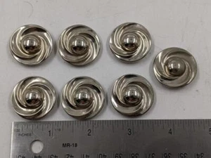 Vintage Konvolut 7 Pressmetall Silber Spiralknöpfe - Bild 1 von 3
