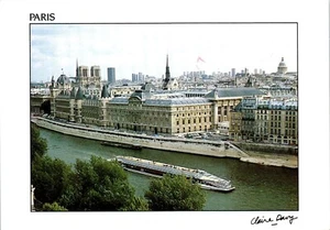 Les Quais de l'Horloge, Paris, France Postcard - Picture 1 of 2