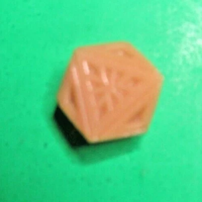 ANT/VTG 1/2" GEOMETRIC FOLDED TRIANGLE RIM TRIAD BEIGE GLASS SHANK BUTTON-W426 - Image 1 of 3