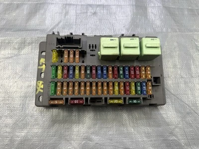 Mini Cooper S 2004-2008 caja de fusibles cabina interior Foto 1 de 4