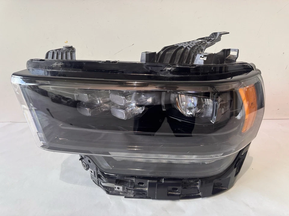 ✅2019-2024 Ram 2500 3500 Proyector Lado del Conductor Izquierdo Faro LED PREM NEGRO OEM Foto 1 de 4