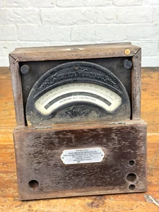 Voltímetro Weston D.C. C. C. con estuche de madera original, insignia de patente - Imagen 1 de 14
