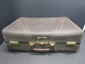 OLD VINTAGE COWHIDE LEATHER BROWN LUGGAGE TRAIN CASE TRAVEL BAG - Picture 1 of 9