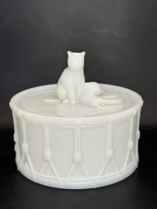 Vintage Portieux Vallerysthal Milk Glass Lidded Dish Cat On Drum - Picture 1 of 20