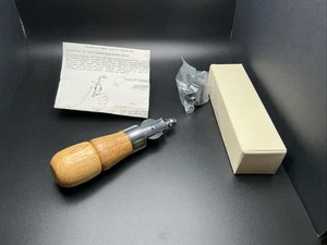 Richard's Famous Lock Stitch Coser AWL Agujas Hilo, Instrucciones - Imagen 1 de 3