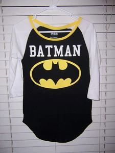 Batman Logo Raglan Junior's Size Small NWT - Picture 1 of 4