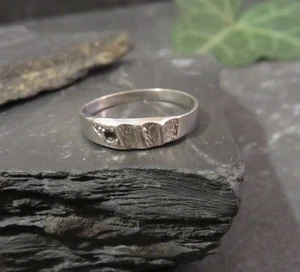 Hübscher 925 Silber Ring Klein Kinderring Schmal Defekt Vintage Retro Schlicht - Bild 1 von 5