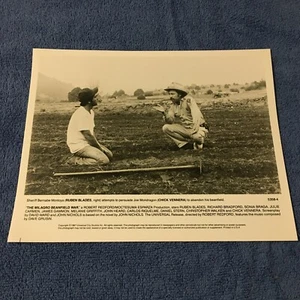 1987 Press Photo "The Milagro Beanfield War" 5358-4 Ruben Blades, Chick Vennera - Picture 1 of 1
