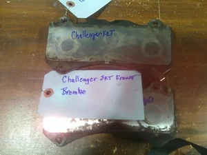 2017 - 2022 SRT BREMBO FRONT BRAKE PADS (PAIR) P/N BRM0025 GGN - Picture 1 of 2