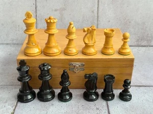 Chess set Lardy chess Vintage chess Chess box Chess pieces Gift for men 70s - Picture 1 of 10