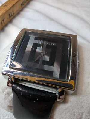 Винтажные женские часы Liz Claiborne LC1042 рабочие с новым аккумулятором - Изображение 1 из 4