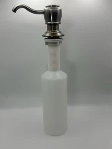 Dispensador de jabón Premier Wellington 120443 - Cabezal de latón níquel cepillado 17,5 oz - Imagen 1 de 3