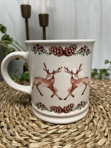 Rara tazza caffè SUR LA TABLE Holiday CHRISTMASS renna HTF bacche di pigna 4" - Foto 1 di 6
