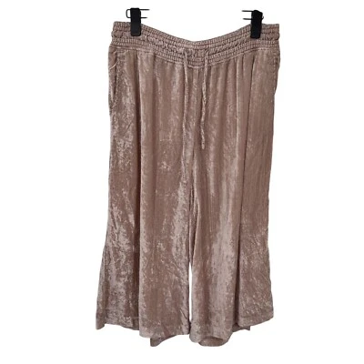 Pantalones de salón Hei Hei Fairy Boho Burnout terciopelo pierna ancha MP rosa coqueta Foto 1 de 4