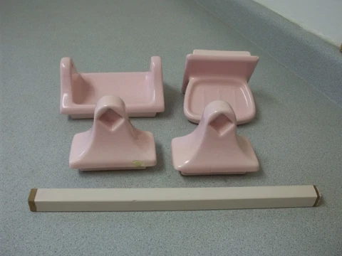 Vintage Ceramic porcelain bathroom fixtures Pink colored Cover