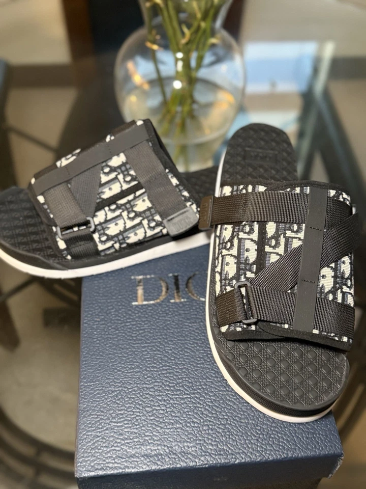 Diapositivas Dior Foto 1 de 1