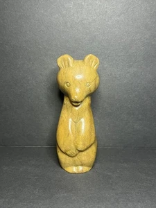 Estatuilla de oso pardo vertical de pie de piedra de jabón marrón tallada a mano de colección 4" - Imagen 1 de 7