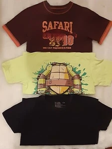 Boys clothes size 5 Carter's/others black/brown/green short sleeve t shirt lot - Picture 1 of 2