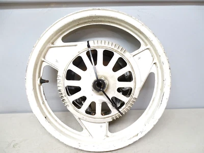 Llanta delantera Honda VTR250 1988 Interceptor Foto 1 de 4