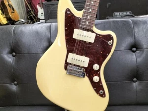 Fender American Performer Jazzmaster VWT Vintage White USA 2019 Electric Guitar - Picture 1 of 11