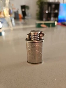 Vintage Camel Feuerzeug - Funke funktioniert  - Bild 1 von 7