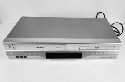 Toshiba SD-V393SU2 DVD VCR Combo Reproductor Grabadora VHS Hi-Fi Estéreo SIN Control Remoto Foto 1 de 4