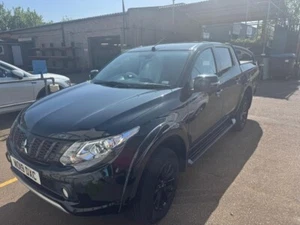 2019 Mitsubishi L200 2.4 DI-D DC Challenger Auto 4WD Euro 6 4dr PICK UP Diesel A - Picture 1 of 9