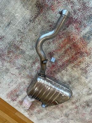 Jaguar F-Pace (2017 - 2023) Rear Exhaust Muffler (T4A33324) - Image 1 of 4