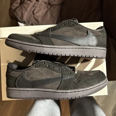 Talla 9.5 - Travis Scott x Air Jordan 1 Retro OG SP Bajo Terciopelo Marrón Foto 1 de 4