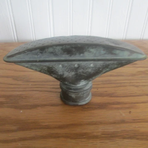 Vintage Brass watering hose Nozzle 5" Fan Spray sprinkler Garden patina rustic Cover