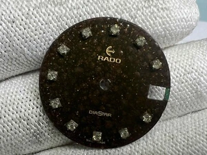 Rado diastar dial 27.9mm part date plate one of the teeth may defect - Picture 1 of 8