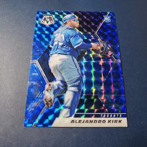 2021 Panini Mosaic Blue Camo Mosaic #267 Rookie Alejandro Kirk RC - Picture 1 of 2