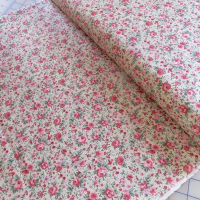 MDG Yard ~ Country Floral Cottage Rose On Cream ~ $3.99 Ships Any Amount Of Fabric.