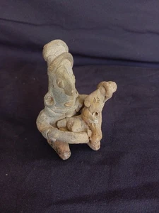 Estate Find Pre-Columbian Terracotta Mother & Child Figure Colima? - Picture 1 of 10