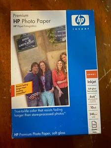 Papel fotográfico HP Premium, sellado, brillo suave de inyección de tinta, 4”x6”, Q6563A, 100 hojas - Imagen 1 de 7