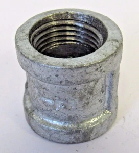 New 1-¼” X 1-¼” Galvanized Straight Coupling Banded FNPT Thread - Picture 1 of 4