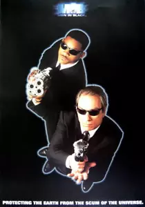 MEN IN BLACK FILMPOSTER PROTECTING THE EARTH FROM THE SCUM OF THE UNIVERSE - Picture 1 of 1